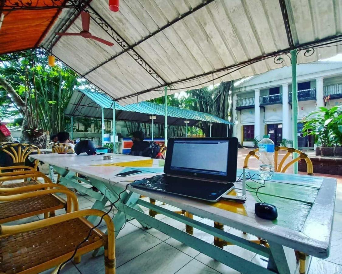 Piggy Calangute By Urban Nomads - Dorms & Pvt Rooms Exterior photo